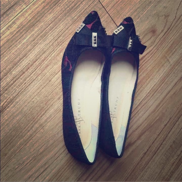 Elegant IVANKA Trump flats