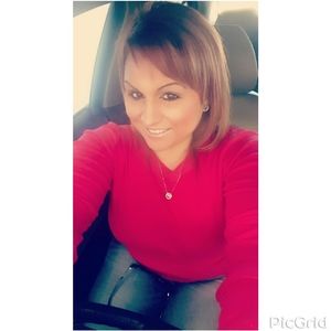 Meet your Posher, Crystal