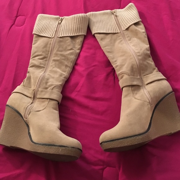 FINAL SALE!! High heel boots!