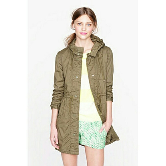 Jcrew fishtail anorak in olive color, XXS