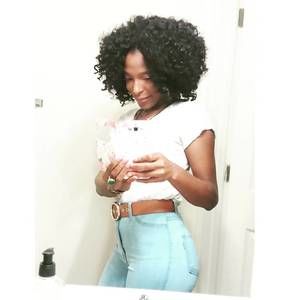 Meet your Posher, April