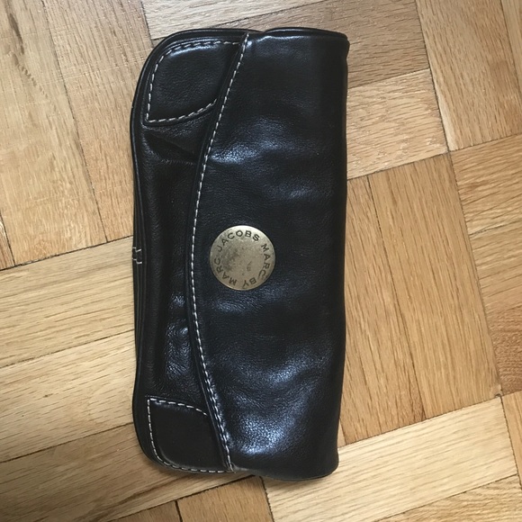Price DROP!! Marc by Marc Jacobs Clutch