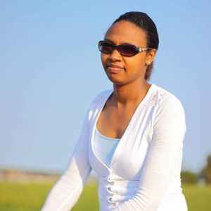 Meet your Posher, Tujube