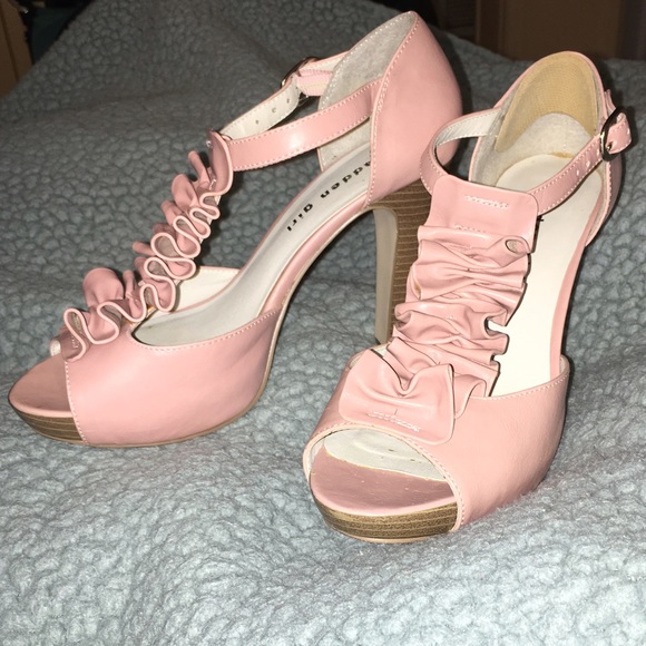 Madden Girl pink heels, sz 7