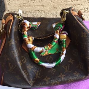 SOLD Speedy 30 Bandoluire monogram authenticSOLD