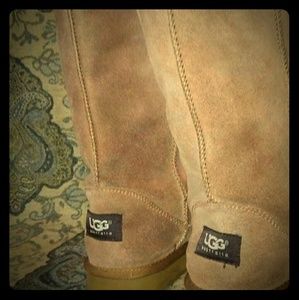 UGG Boots Womens size 5