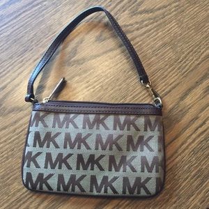Michael Kors wristlet/mini purse