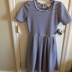 LLR Amelia size small