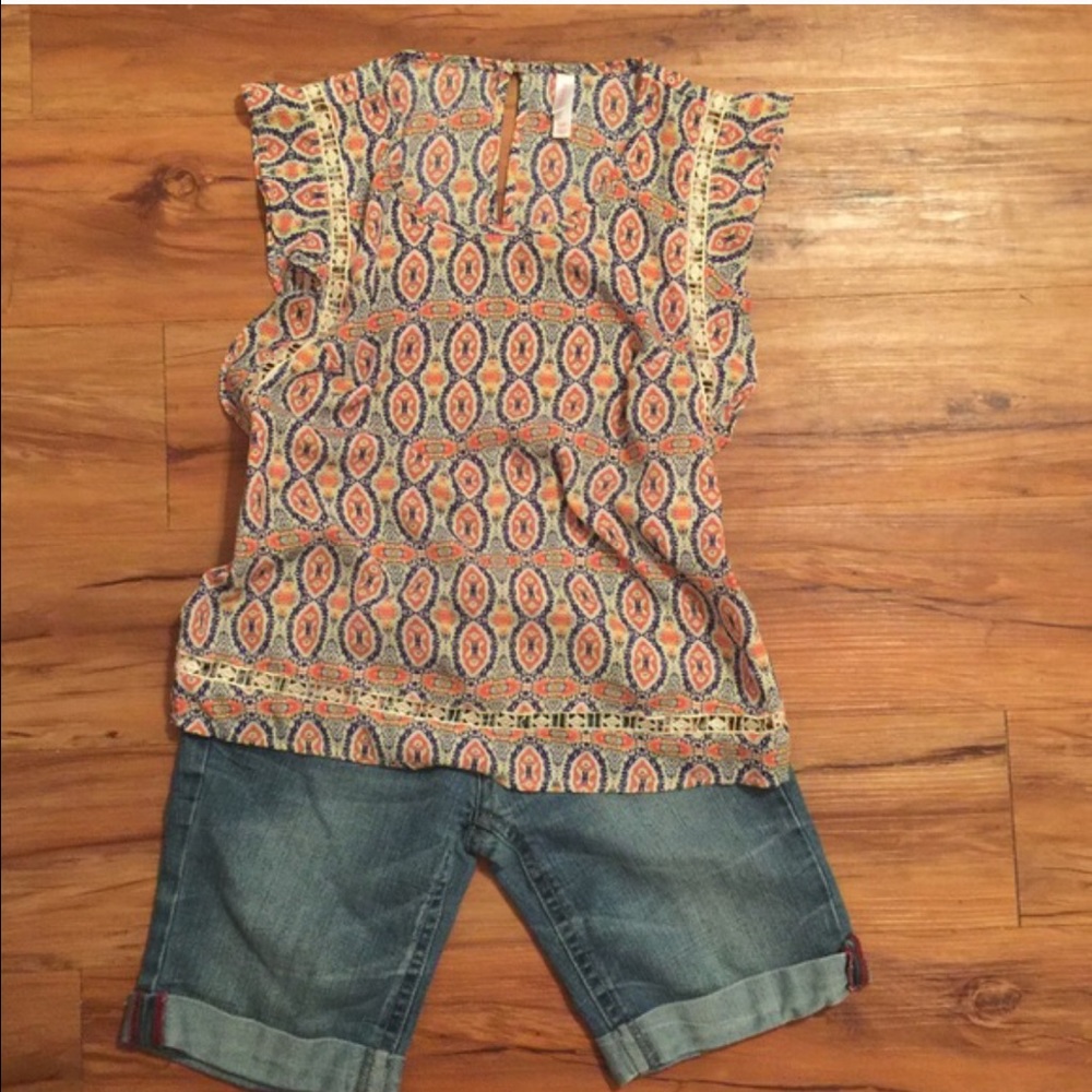 Multi-colored top - Picture 3 of 3