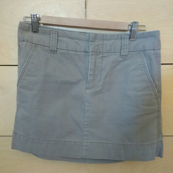 GAP Favorite Chino Mini Skirt