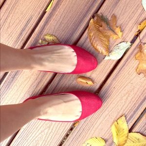 Kimchi Blue brand red woven cotton flats