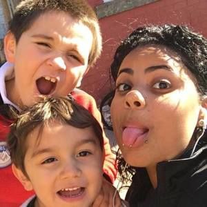 Meet your Posher, Michi