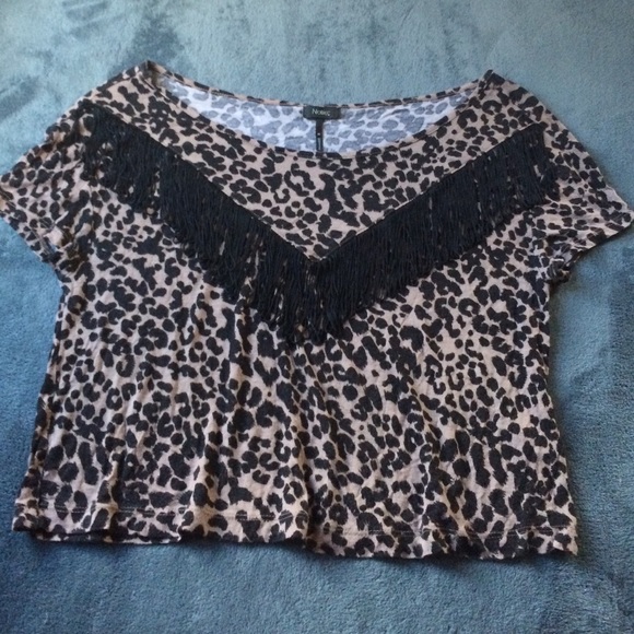 NOLLIE Cheetah Crop Top with Fringes - Picture 3 of 4