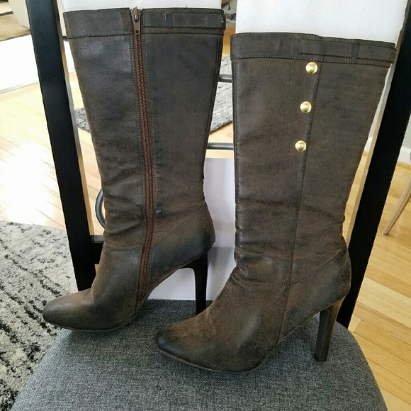 Knee high boots man made materials