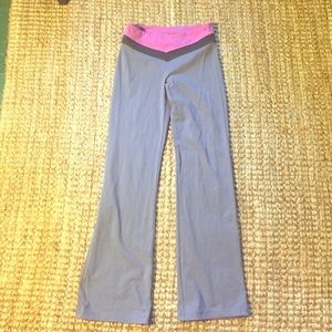 VS yoga pants