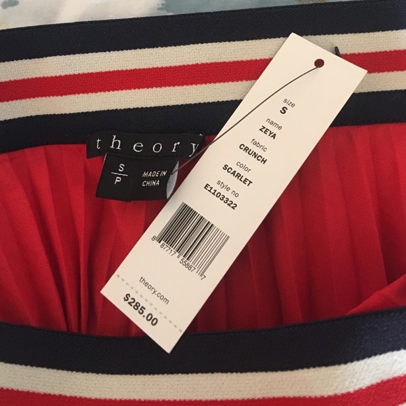 Cute brand new fall red theory pleated skirt! - Picture 2 of 2