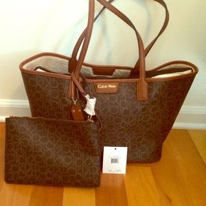 Calvin Klein Purse with clutch