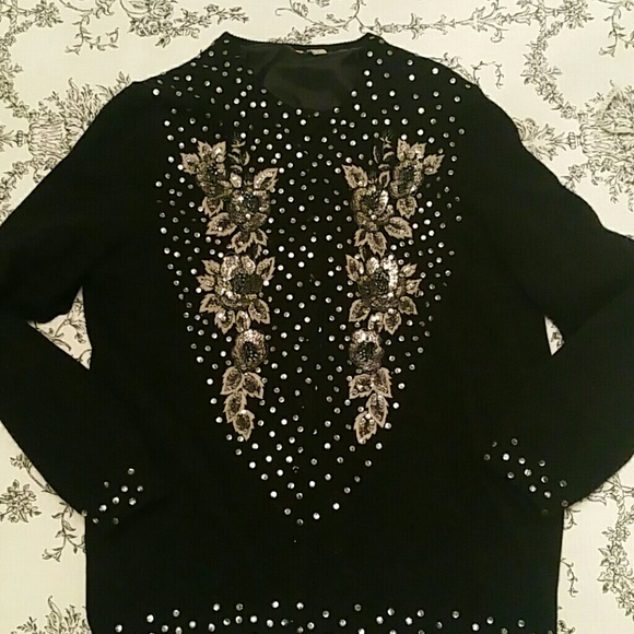🚨SOLD🚨Vintage beaded sweater