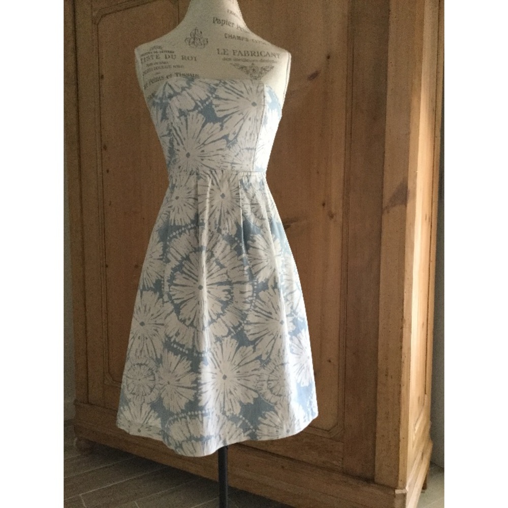 Blue and white strapless dress from fossil
