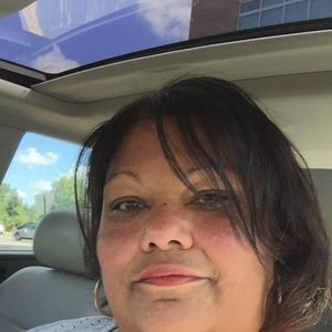 Meet your Posher, Denise