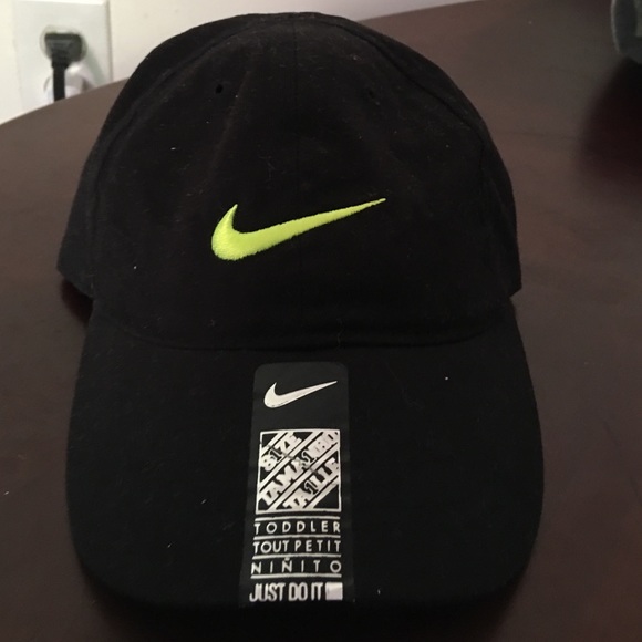 NIKE Baseball Cap 2/4t