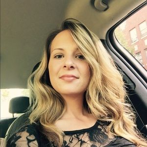 Meet your Posher, Rebecca