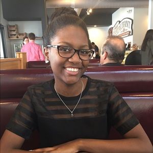 Meet your Posher, Cierra