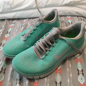 Tiffany blue Nike