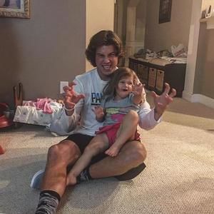 Meet your Posher, Travis