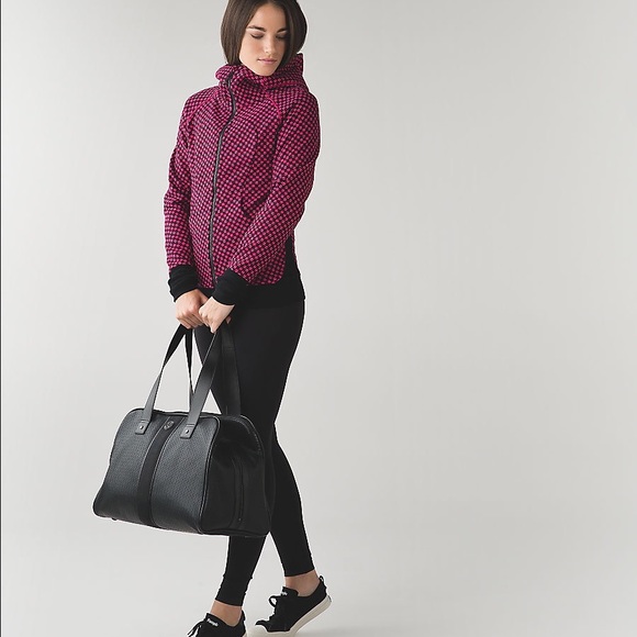 Lululemon Scuba Hoodie iii size 4
