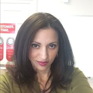 Meet your Posher, Sonia