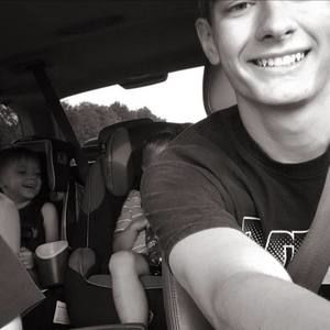 Meet your Posher, Drew