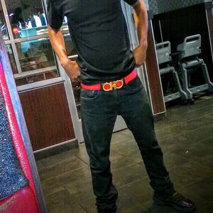 Meet your Posher, Jây