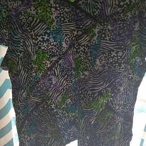 Scrub top mixed print