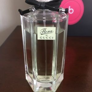 RESERVED FOR TINA M. Gucci Flora