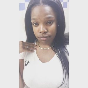 Meet your Posher, Ilaya