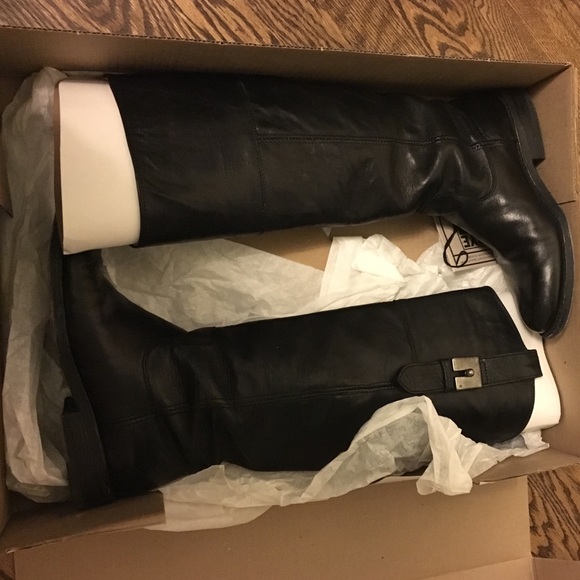 🎉Host Pick 11/6🎉 Frye- Jayden Plaque riding boot - Picture 2 of 4