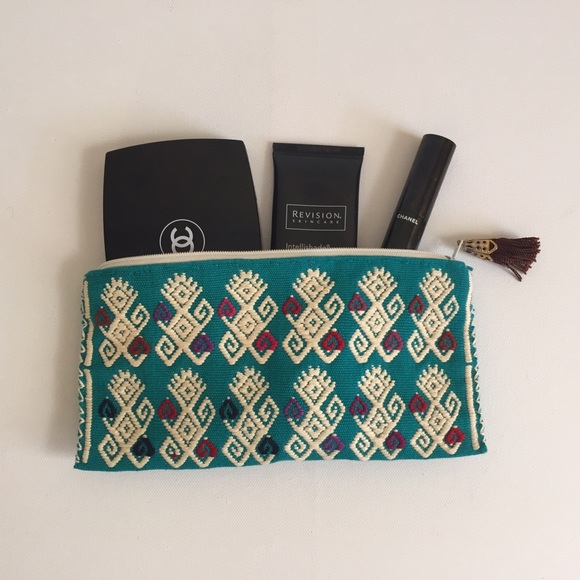 Beautiful Handmade Artisan Bag - Picture 2 of 4