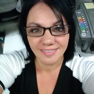 Meet your Posher, Henrietta