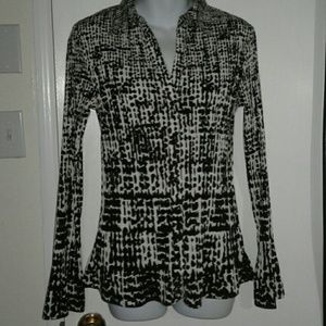Blouse size  M. Apt.9