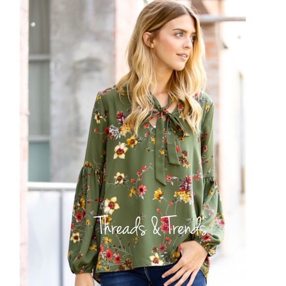Floral Tie Neck Blouse - Picture 2 of 3