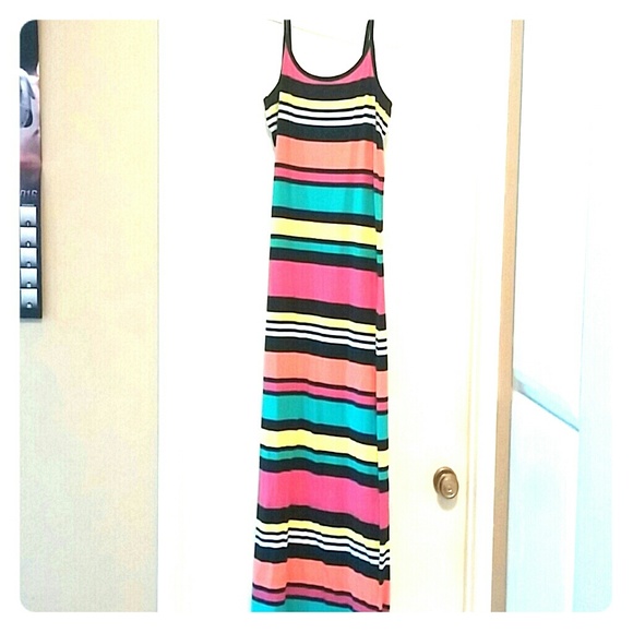 Cute long dress...