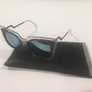 Fendi orchidea 0117 oversized cat eye sunglasses.