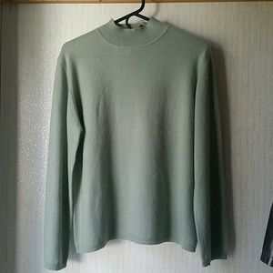 Flash Sale! Amber Stone 100% Cashmere Sweater