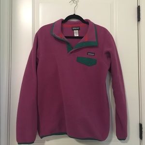 Patagonia M Purple women's pullover