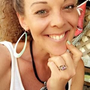 Meet your Posher, Deidra