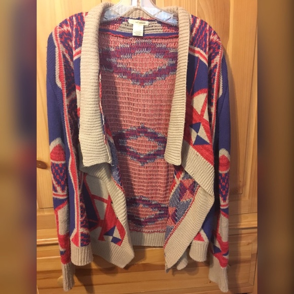 SELF ESTEEM TRIBAL PATTERN CARDIGAN.