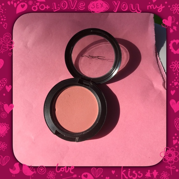 MAC Other - MAC SHEERTONE BLUSH