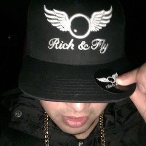 Meet your Posher, Josue