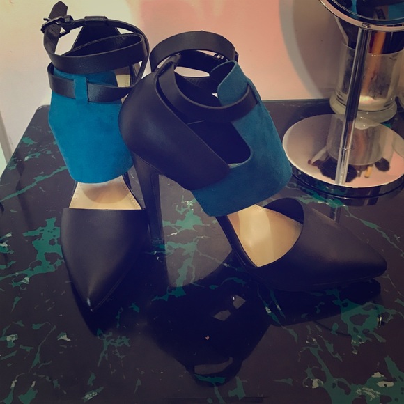 Just Fab Pumps